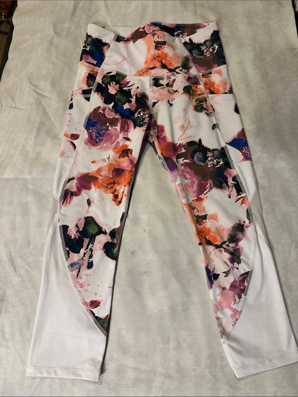 Apana High Rise Floral Mesh Yoga Capri